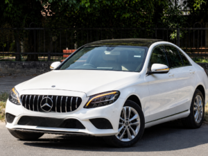 MERCEDES BENZ C200
