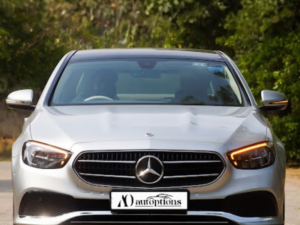 MERCEDES E200